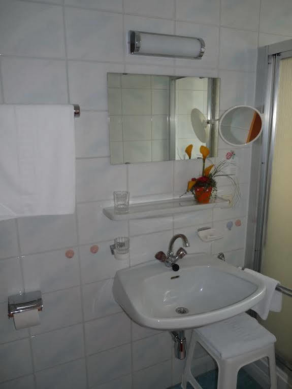 Parkhotel Zur Klause Bad Hall Extérieur photo